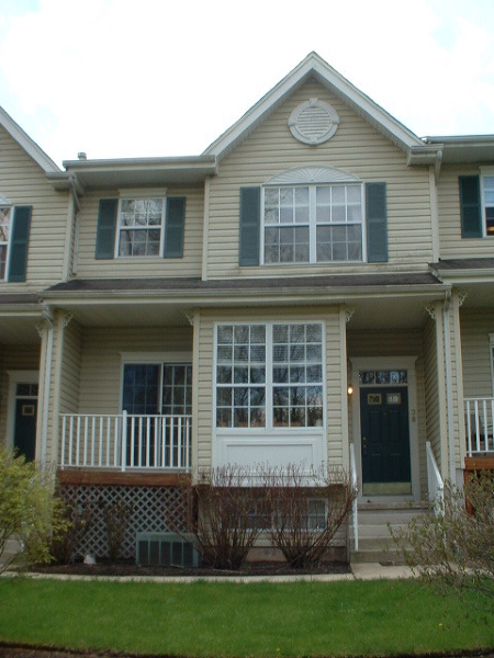 Property Photo:  38 Kentworth Ct  NJ 08822 