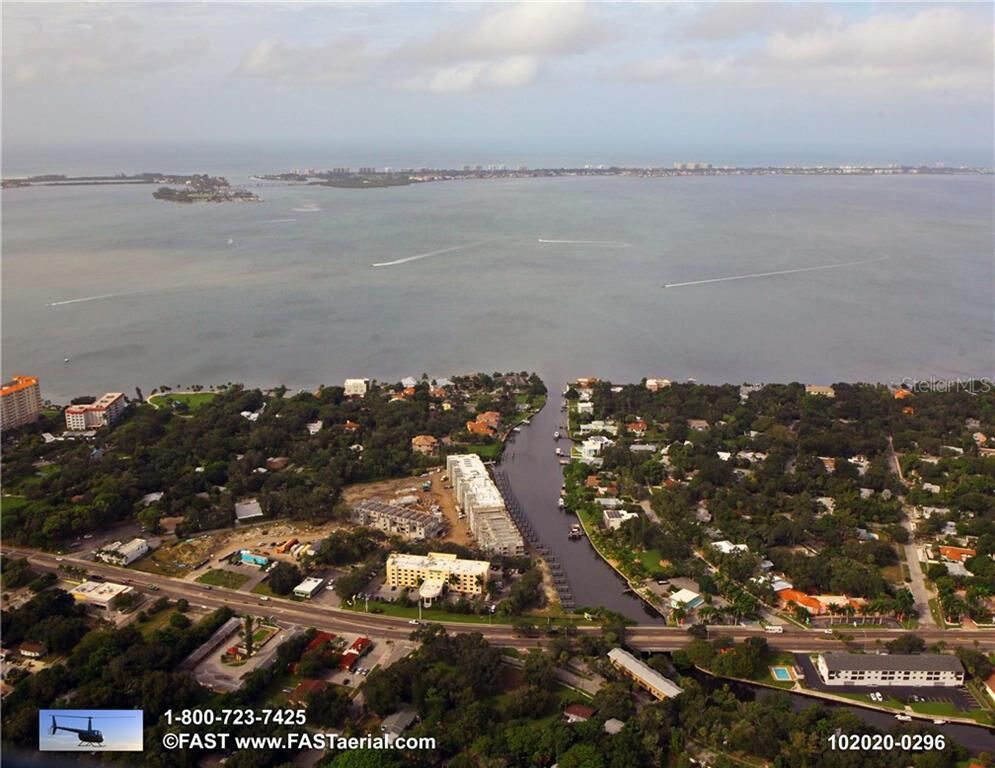 Property Photo:  1889 N Tamiami Trail 426  FL 34234 