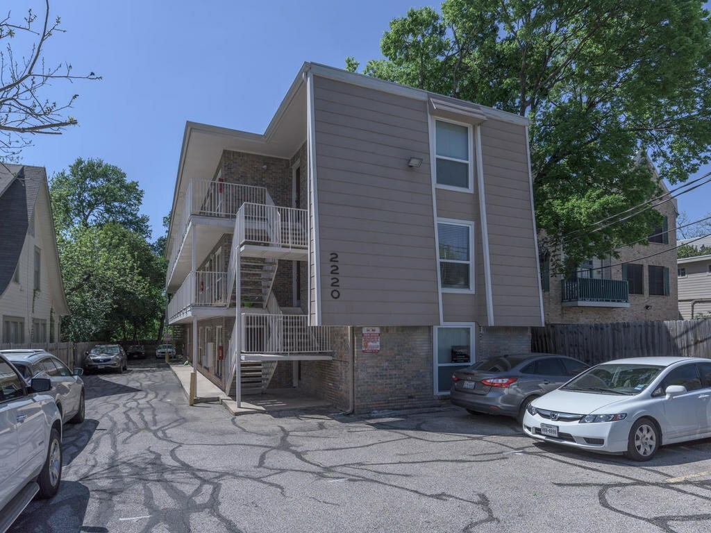 Property Photo:  2220 Leon Street 201  TX 78705 