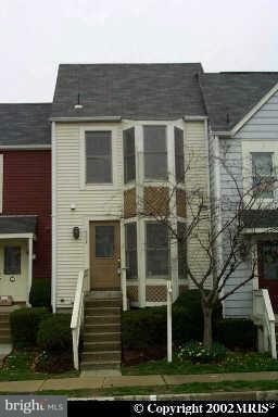 Property Photo:  6204 Old Valley Court  VA 22310 