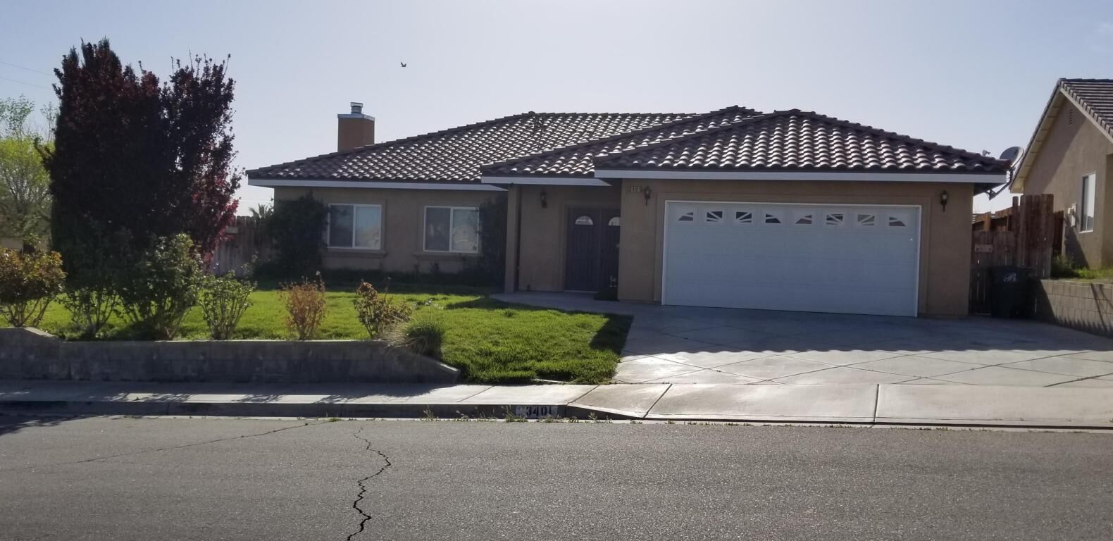 Property Photo:  3401 Starjet Street  CA 93560 