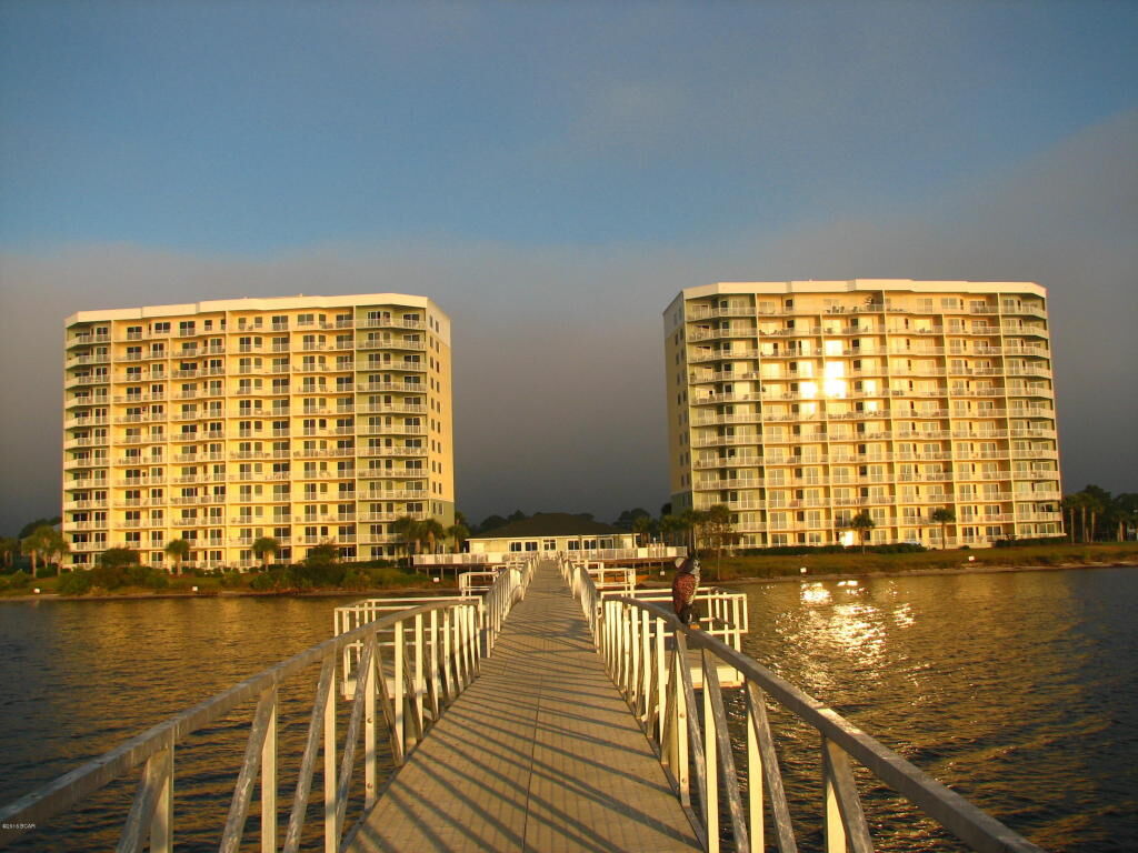 Property Photo: 6500 Bridgewater Way 1003 FL 32407