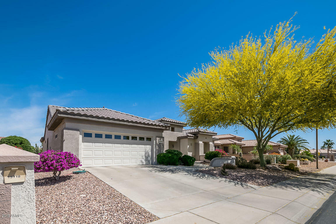 Property Photo:  15718 W Linksview Drive  AZ 85374 