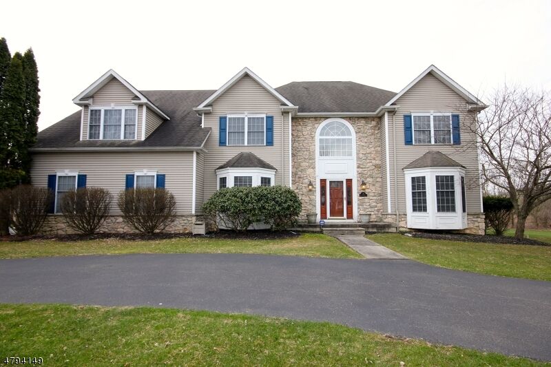 Property Photo: 30 Benjamin Dr NJ 07882