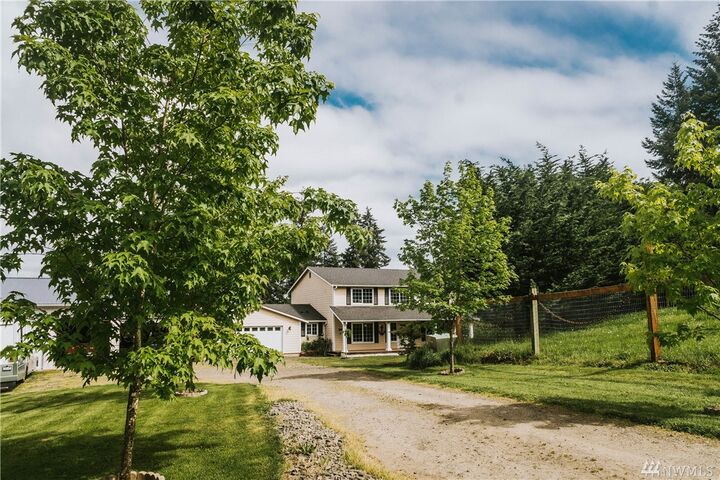 Property Photo: 197 Crego Hill Rd WA 98532