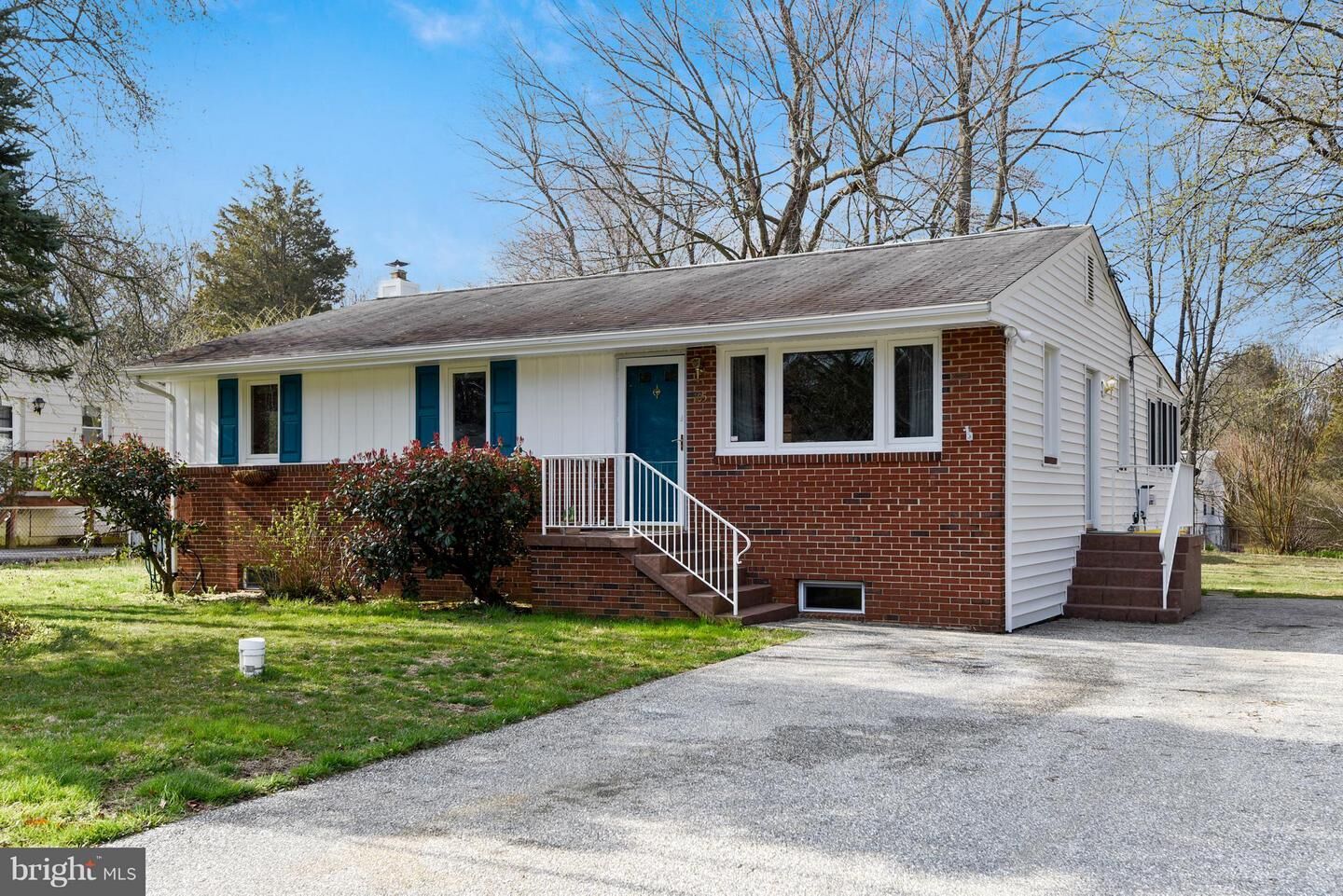 Property Photo: 105 Gardner Drive MD 21403