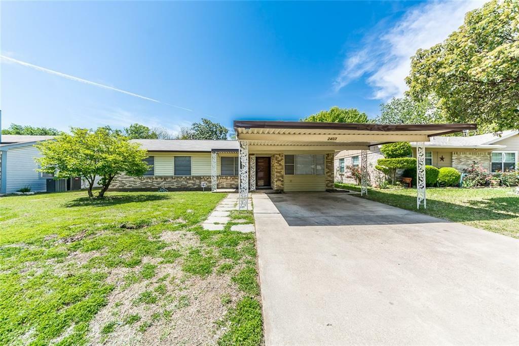 Property Photo: 2407 Lagoon Drive TX 75150