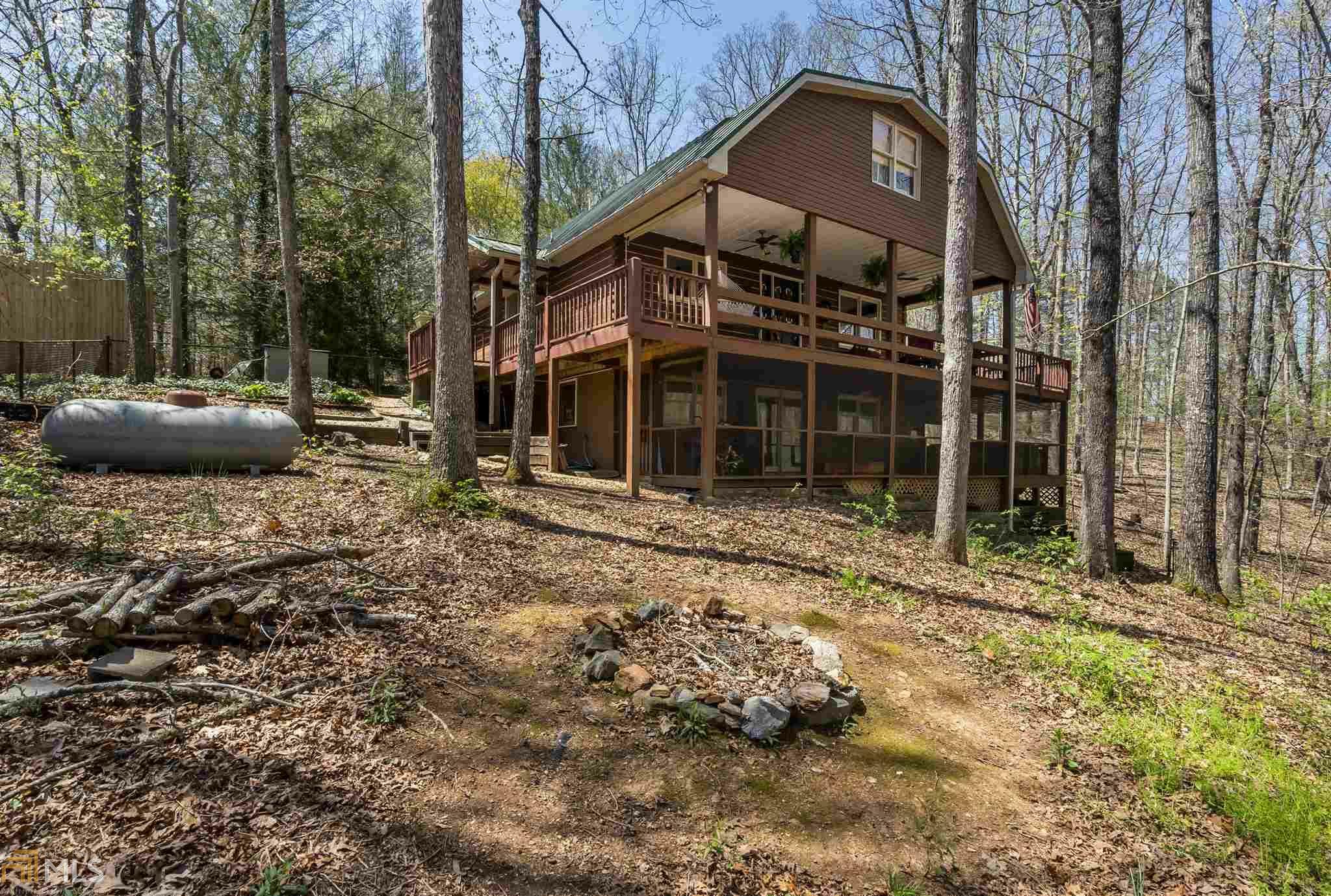 Property Photo:  592 Cabin Trl  GA 30513 