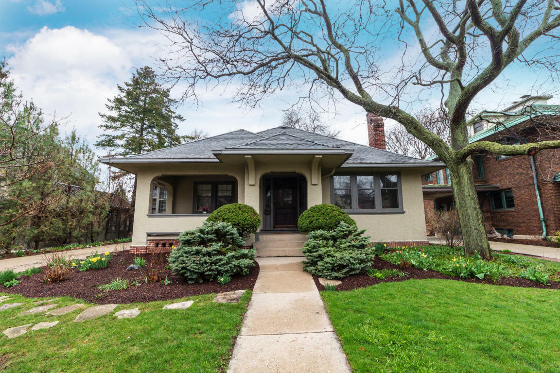 Property Photo:  2648 E Shorewood Blvd  WI 53211 