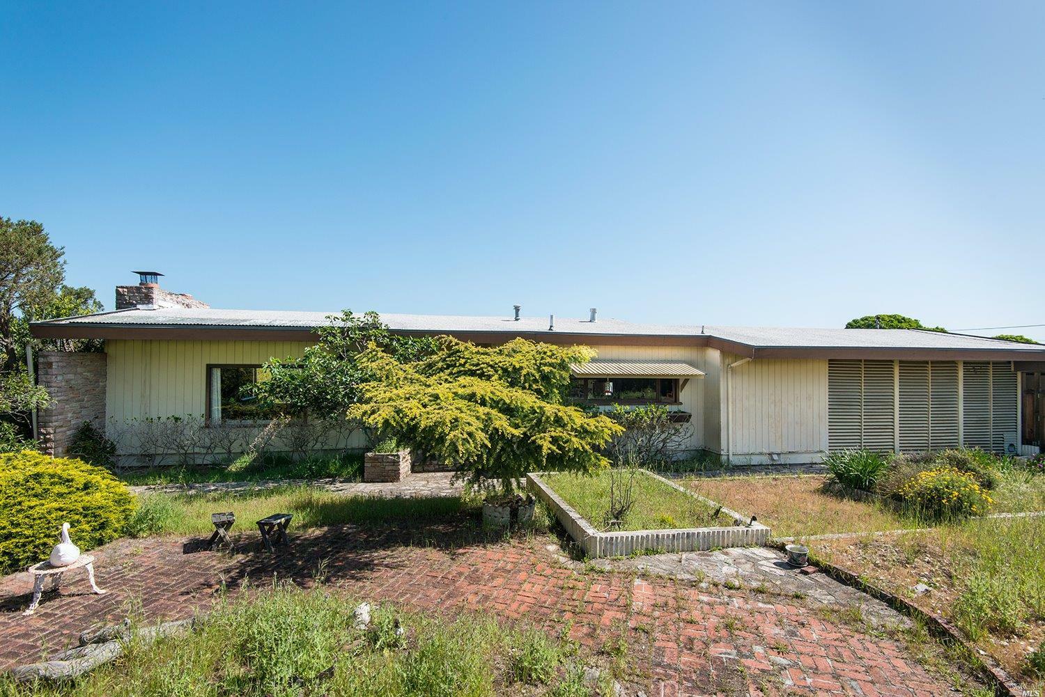 Property Photo:  290 Crest Road  CA 94945 