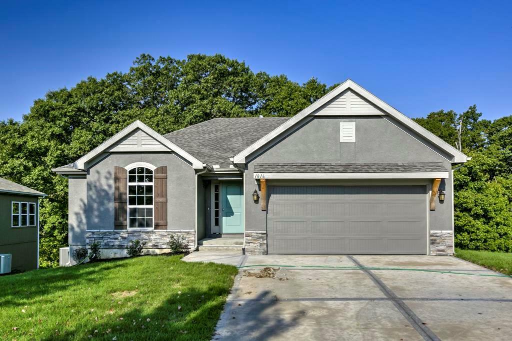 Property Photo:  3727 NW 96th Place  MO 64154 