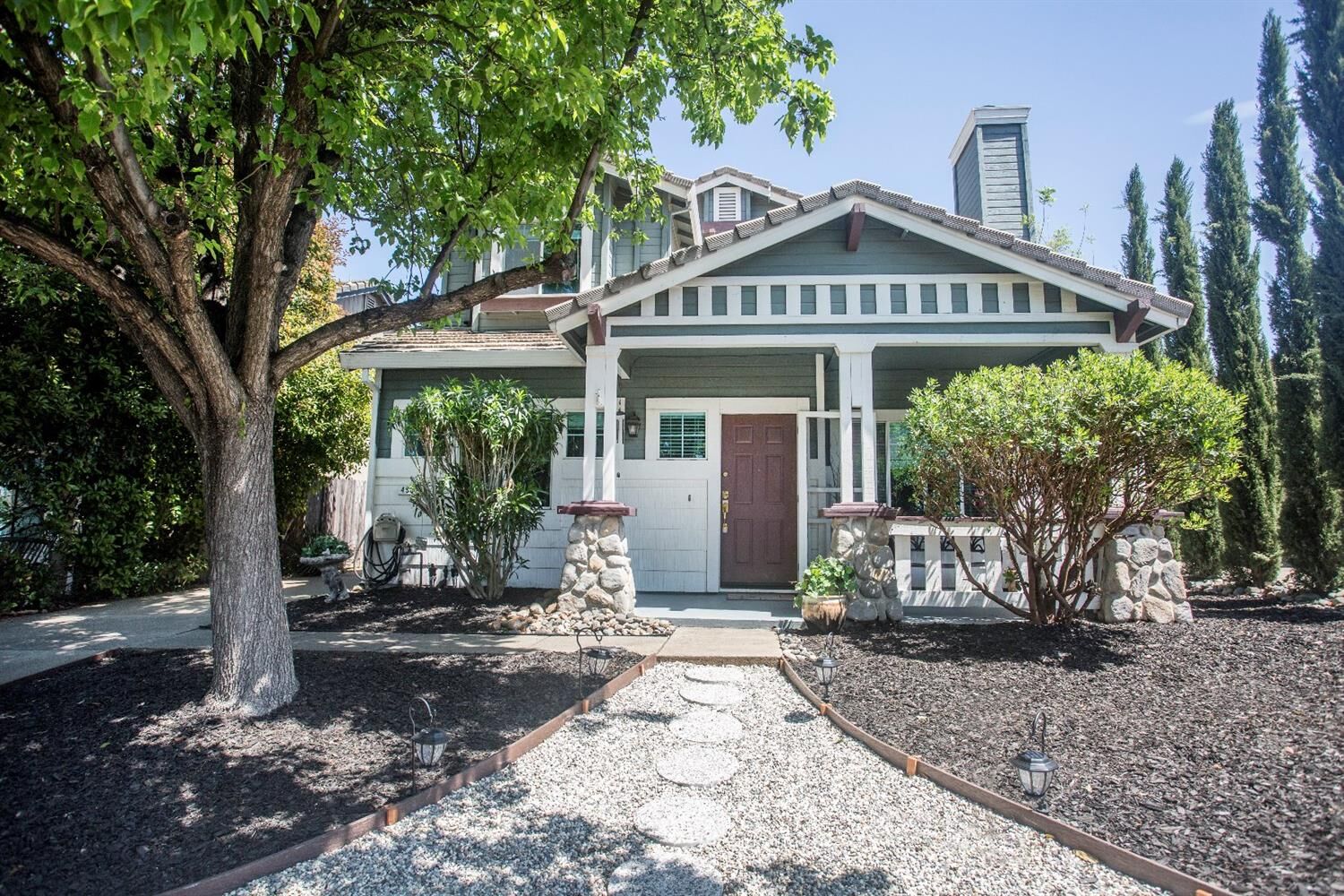 Property Photo: 450 Carlson Way CA 95630