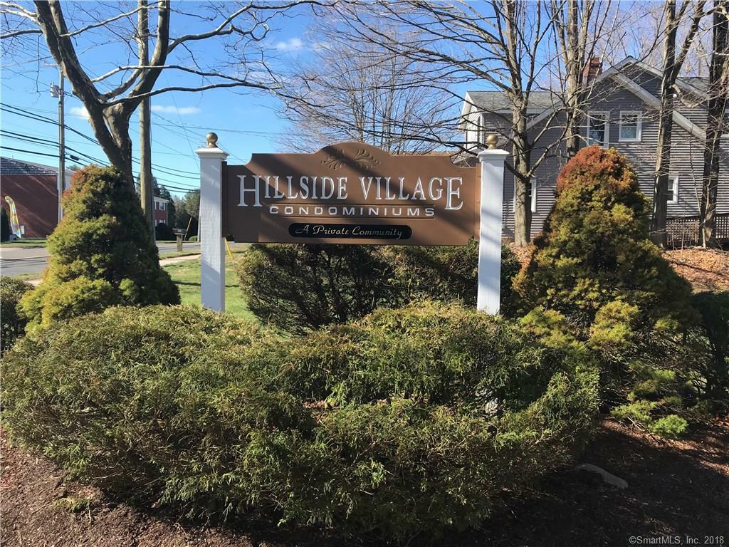 Property Photo: 19 Towne House Road 19 CT 06514
