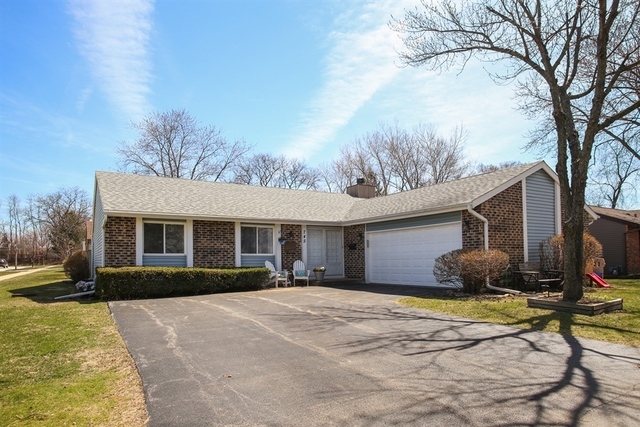 Property Photo: 745 Devon Avenue IL 60172