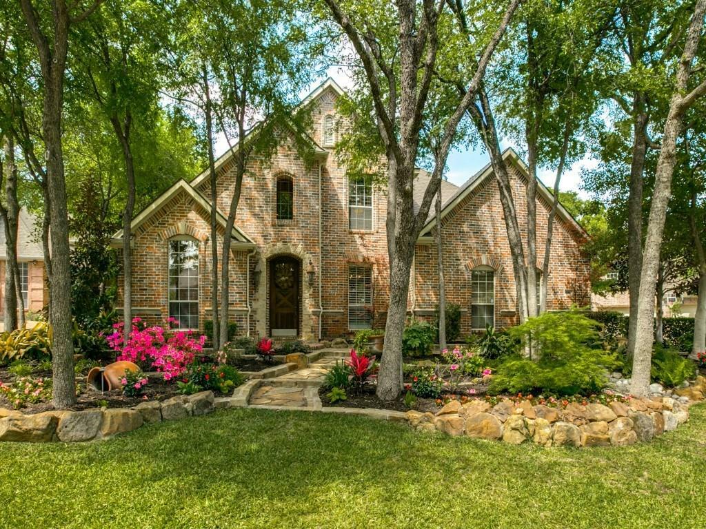 Property Photo: 606 Blair Court TX 76092