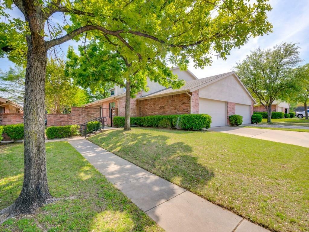 Property Photo:  1112 Forest Creek Street  TX 76126 