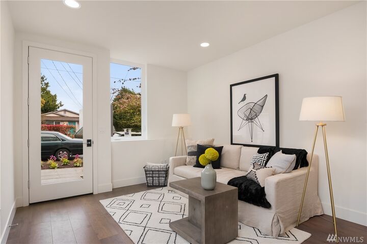 Property Photo:  721 24th Ave S  WA 98144 