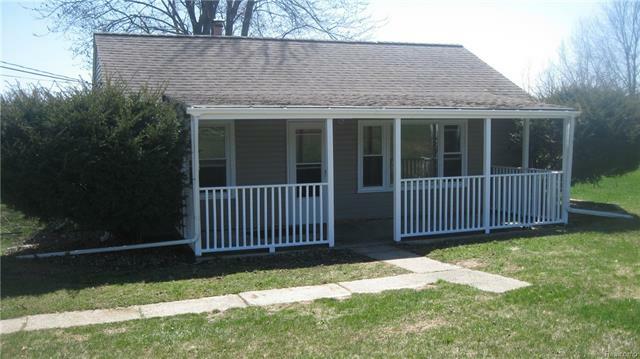 Property Photo: 1394 Taylor Road MI 48326