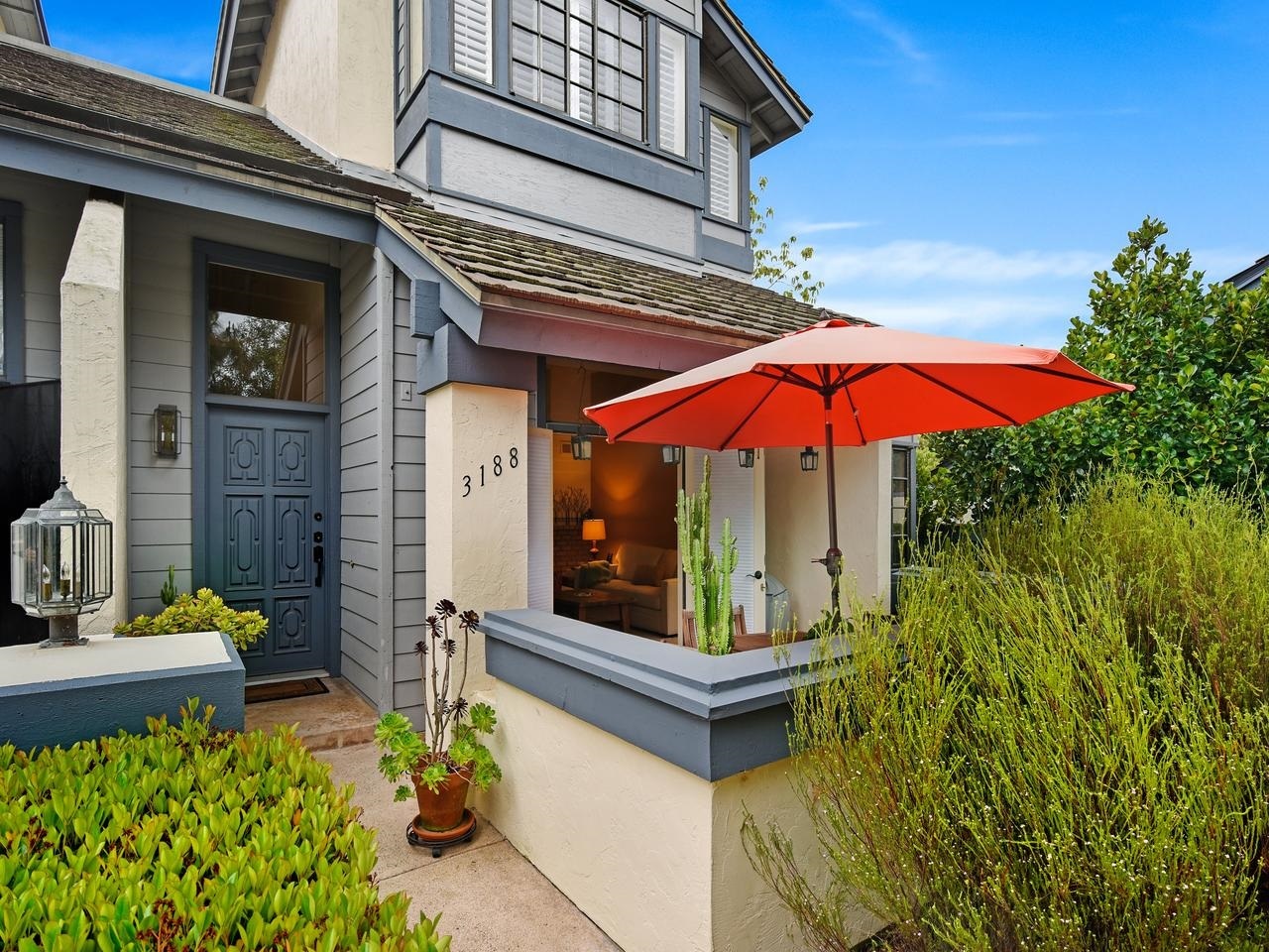 Property Photo: 3188 Morning Way CA 92037