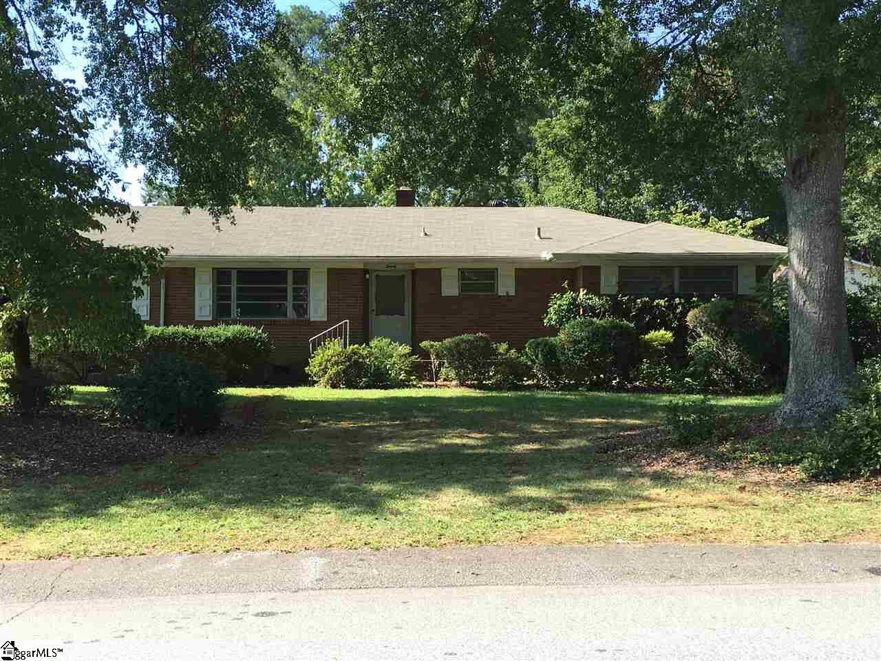 Property Photo:  20 Roberta Drive  SC 29615 
