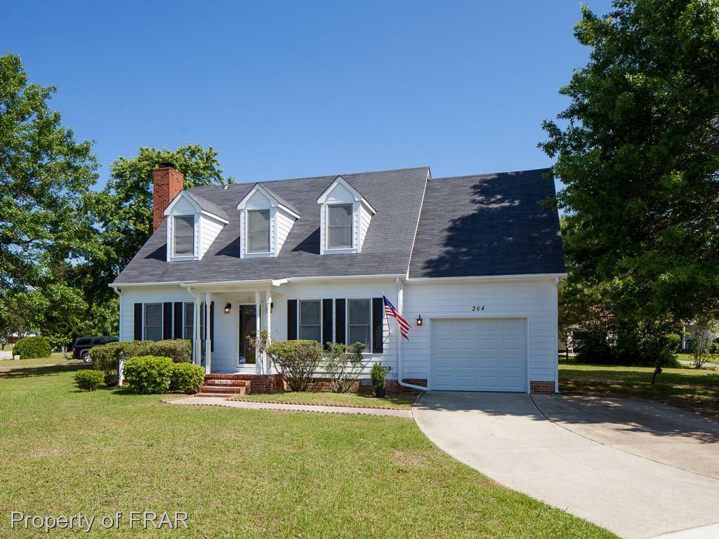 Property Photo: 204 Rainham Court NC 28314