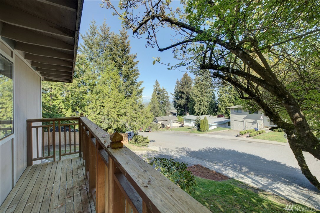 Property Photo:  2607 Panaview Blvd  WA 98203 