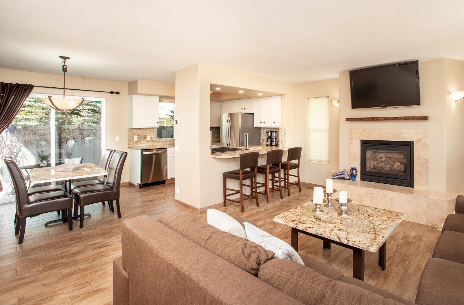 Property Photo: 651 Myrtle Ct ID 83333