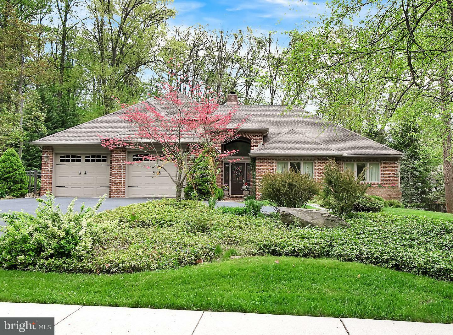 Property Photo:  1809 Shawan Lane  PA 17406 