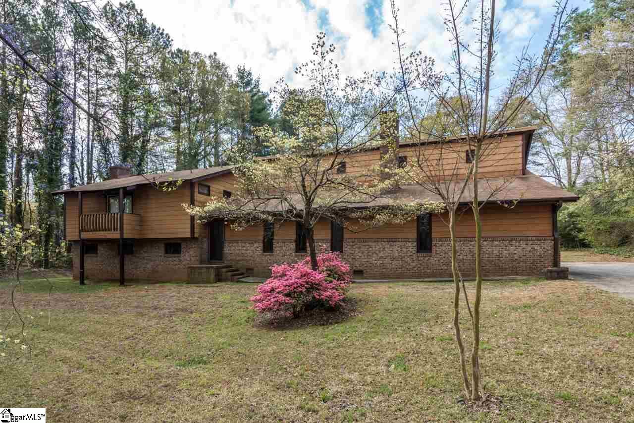 Property Photo:  110 Sherbrooke Drive  SC 29307 