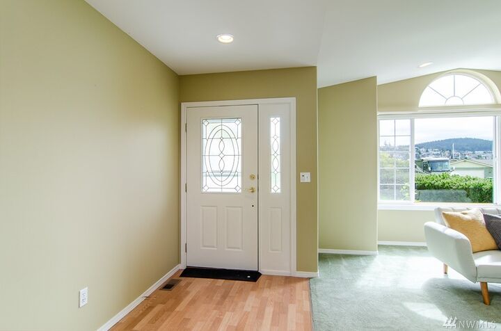 Property Photo:  1806 Cay Wy  WA 98221 