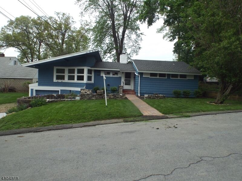 Property Photo: 16 Oak Tree Ln NJ 07871