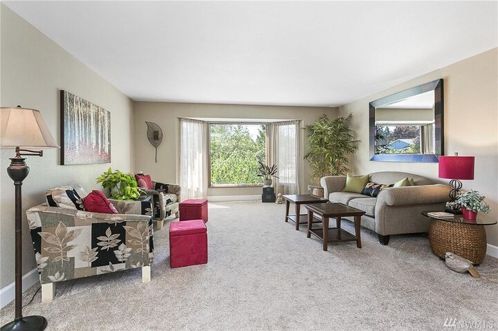 Property Photo: 12231 44th Dr SE WA 98208