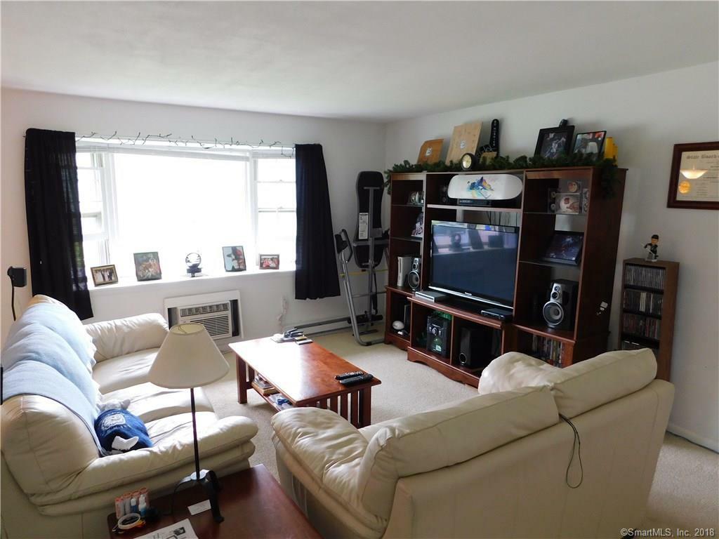 Property Photo: 121 Shadow Lane B2 CT 06110