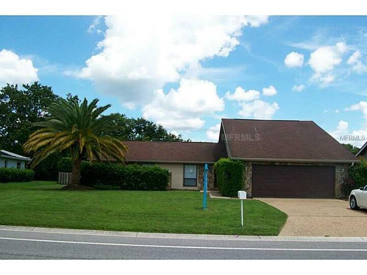 Property Photo:  4623 Charing Cross Road  FL 34241