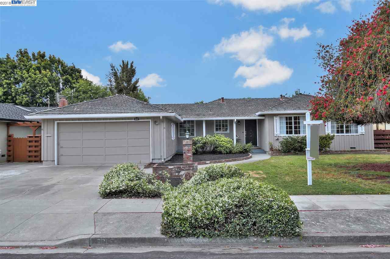 Property Photo:  38451 Kerlin St  CA 94536 