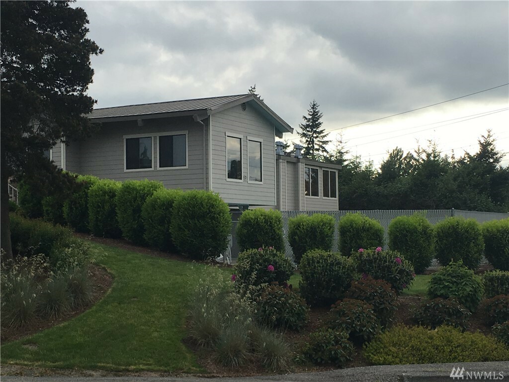 Property Photo:  1415 84th St SE 128  WA 98201 