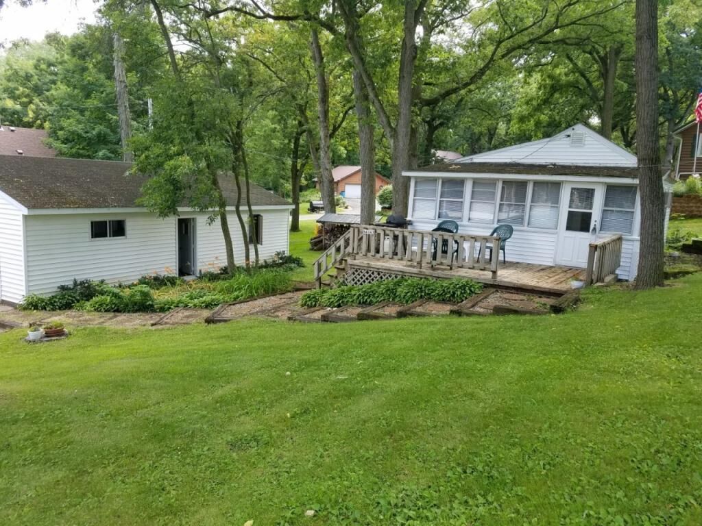 Property Photo:  N4143 Sleepy Hollow Rd  WI 53523 