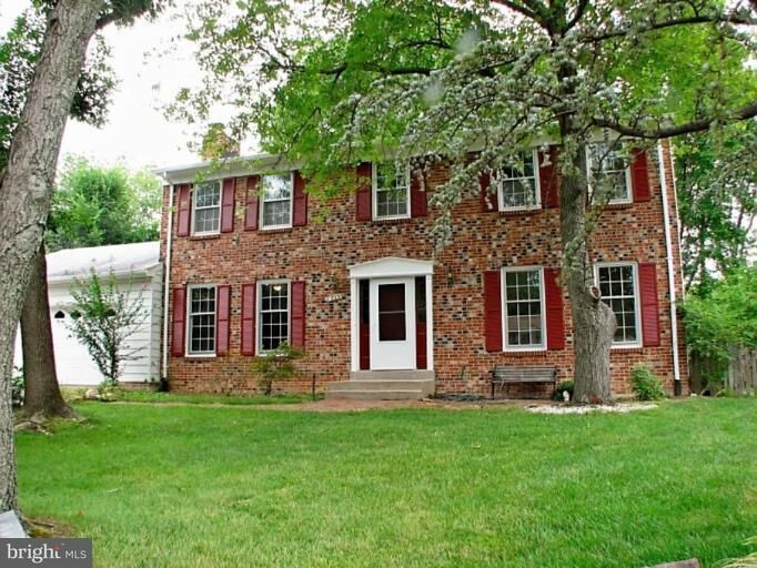 Property Photo:  8223 Treebrooke Lane  VA 22308 