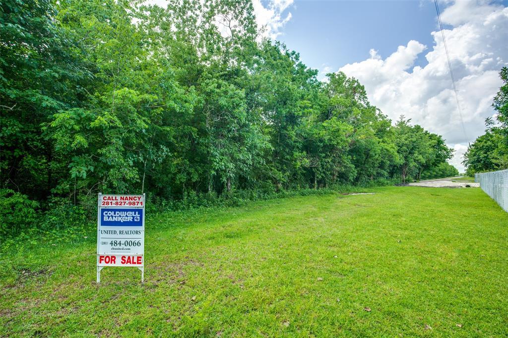 Property Photo: 0000 County Road 64 TX 77583