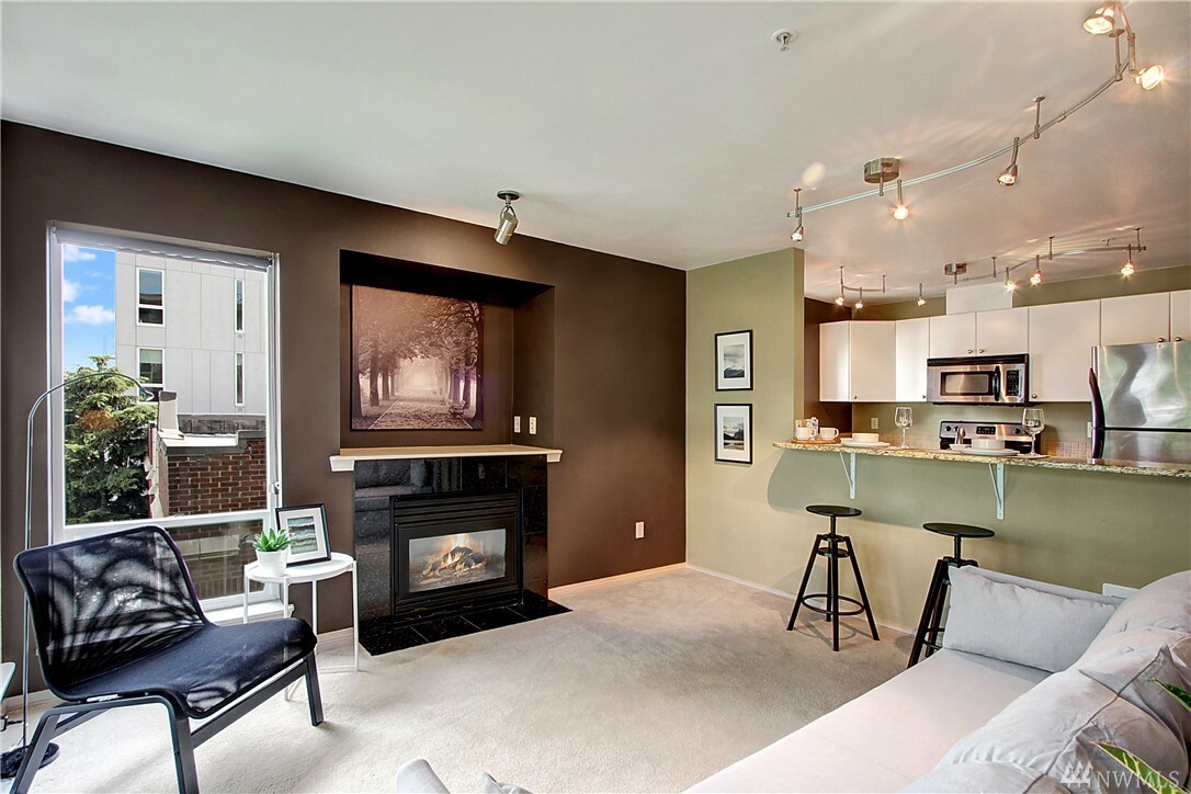 Property Photo: 323 Queen Anne Ave N 406 WA 98109