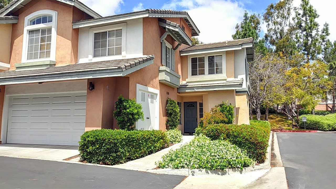 Property Photo:  11974 Tivoli Park Row 1  CA 92128 