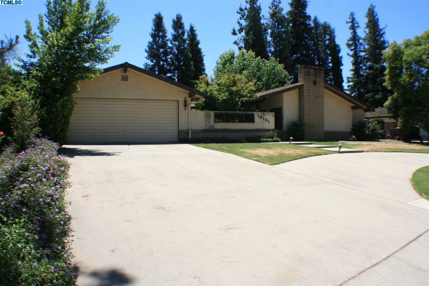 Property Photo:  15121 Oak Ranch Drive  CA 93292 