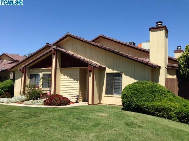 4404 W Cypress Avenue  Visalia CA 93277 photo