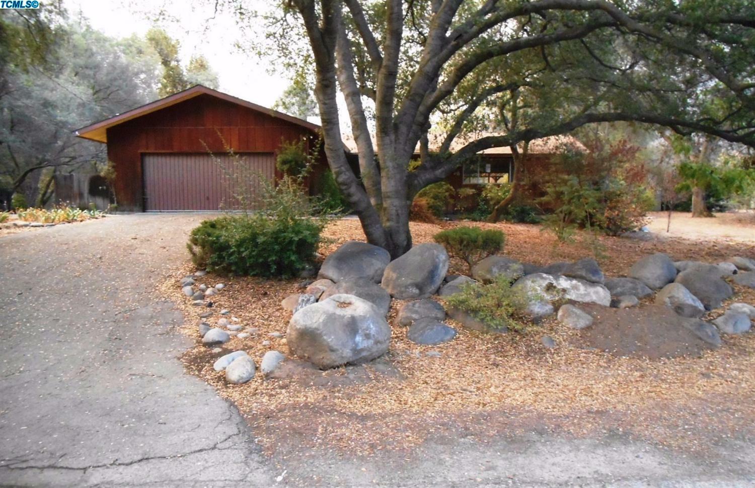 Property Photo:  40900 Elk Drive  CA 93271 