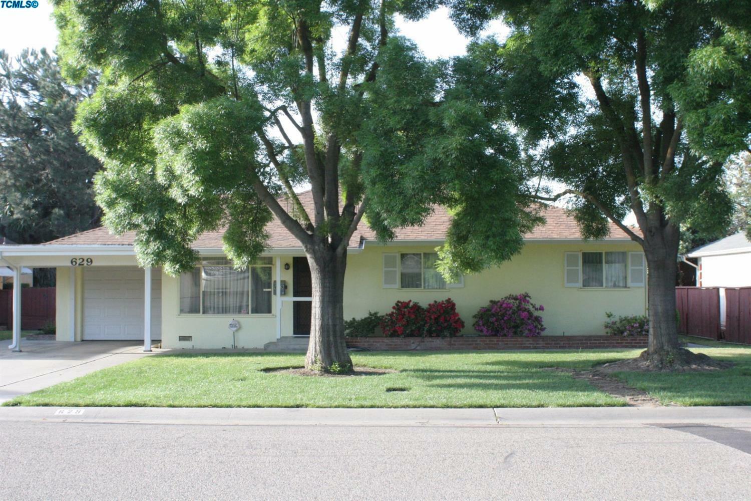 629 W Feemster Avenue  Visalia CA 93277 photo