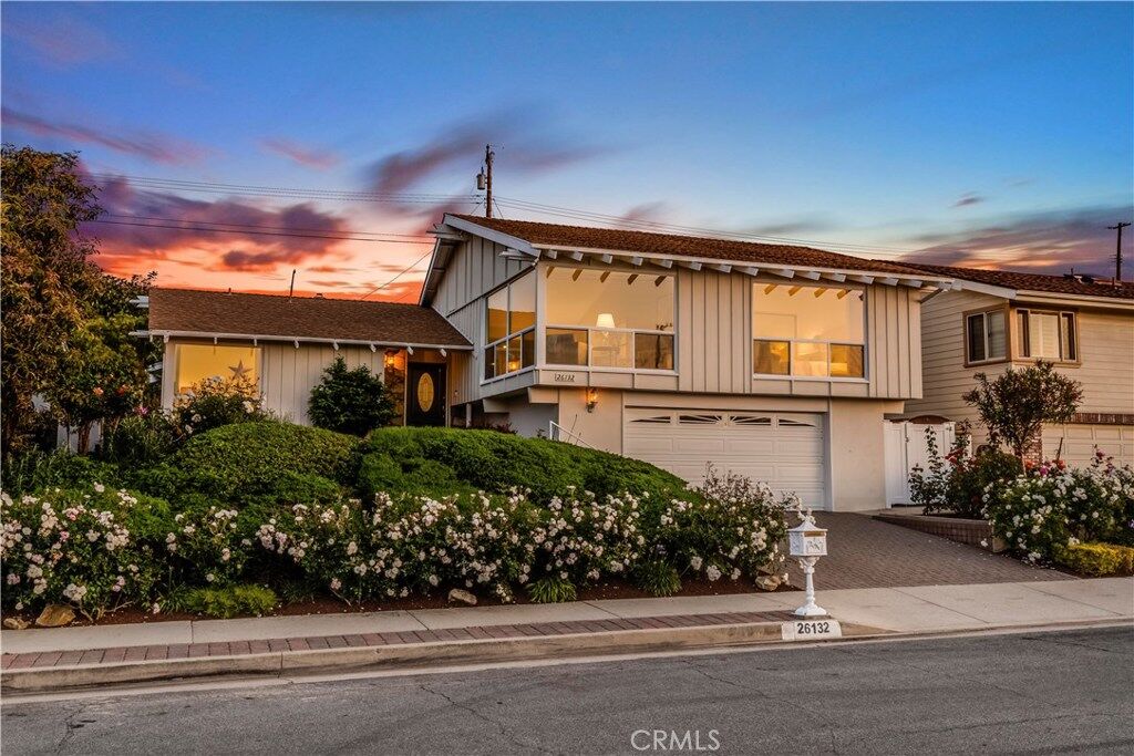 Property Photo:  26132 Barkstone Drive  CA 90275 