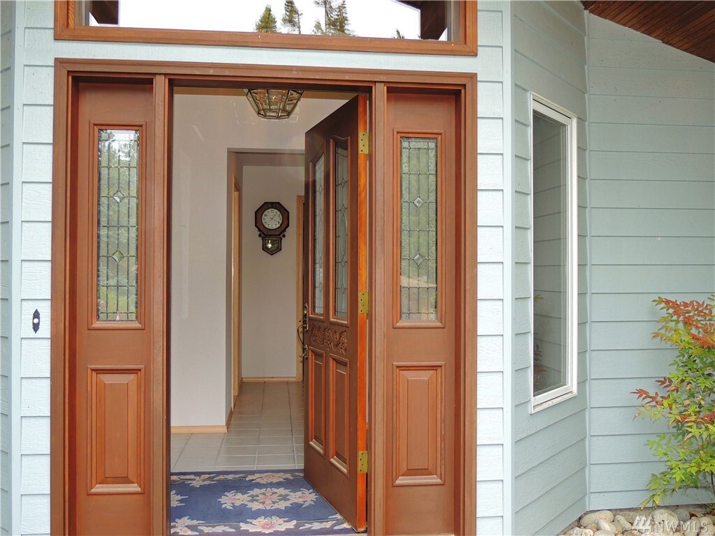 Property Photo: 308 Willapa Place WA 98257