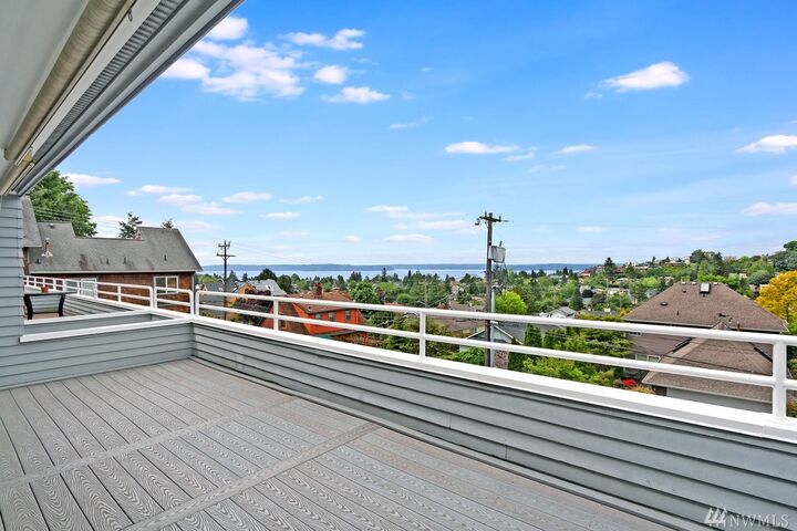 Property Photo:  4557 45th Ave SW 301  WA 98116 