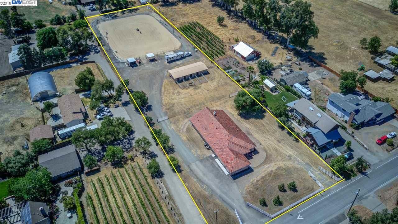 Property Photo: 1817 Buena Vista Avenue CA 94550
