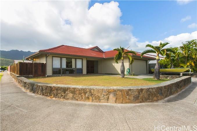 Property Photo:  364 Ainahou Street  HI 96825 